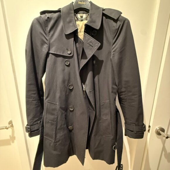 Burberry Sandringham trench coat, medium length - Picture 1 of 4